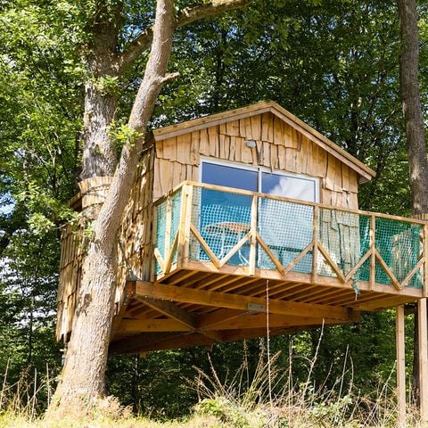 UNUSUAL ACCOMMODATION 4 people - Robin Hood Hanging Cabin