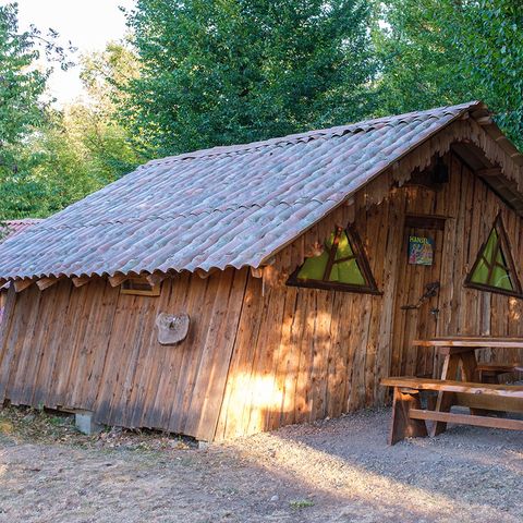 AUßERGEWÖHNLICHE UNTERKUNFT 4 Personen - Hänsel-Hütte