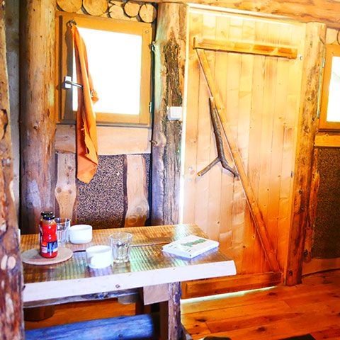 UNUSUAL ACCOMMODATION 6 people - Woodcutter's hut