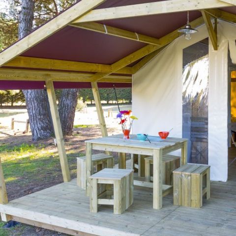 CANVAS AND WOOD TENT 4 people - Freeflower Confort 28m² ( 2 bedrooms) + covered terrace 8m²- without sanitary facilities and without bathroom 4 pers.