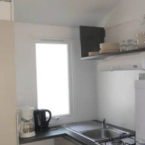 MOBILE HOME 3 people - Confort 18m² (1 bedroom) + covered terrace 9m² + TV 2/3 pers.