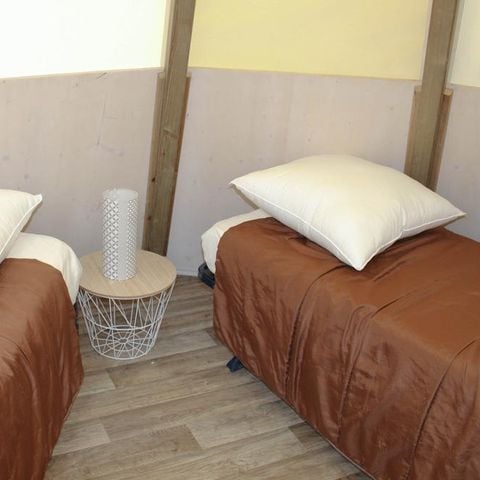 TENDA DA CAMPEGGIO 4 persone - Tipi di casa senza servizi igienici