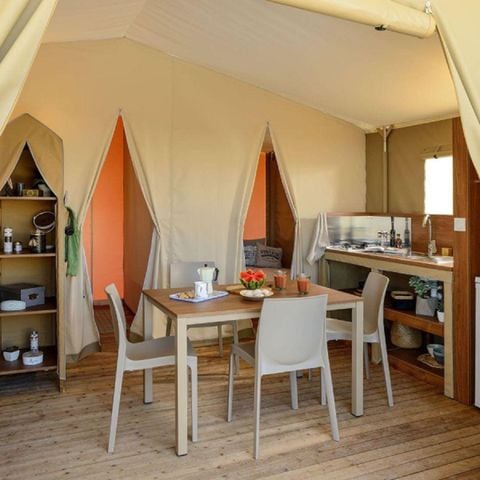 Safaritent 5 personen - Wood Lodge - 2 slaapkamers - geen sanitair 5 pers.