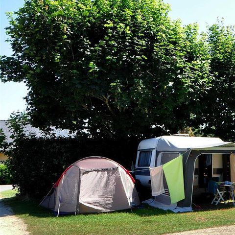 PIAZZOLA - Pacchetto piazzola: auto + tenda / roulotte o camper