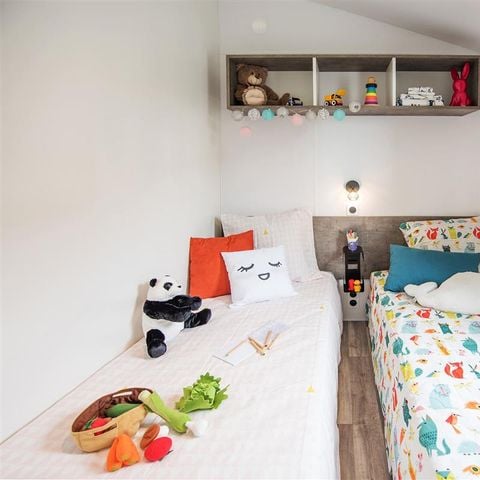 Stacaravan 4 personen - BAHIA 27m² - 2 kamers - Overdekt terras - Afwasmachine