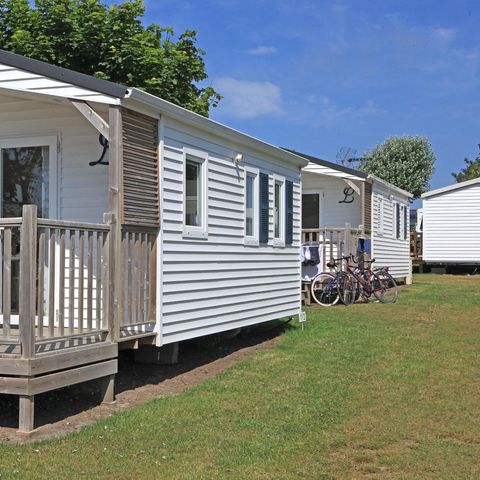 MOBILHOME 2 personnes - 1 chambre avec terrasse