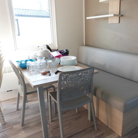 MOBILHEIM 4 Personen - Komfort PMR 2 Zimmer mit Terrasse