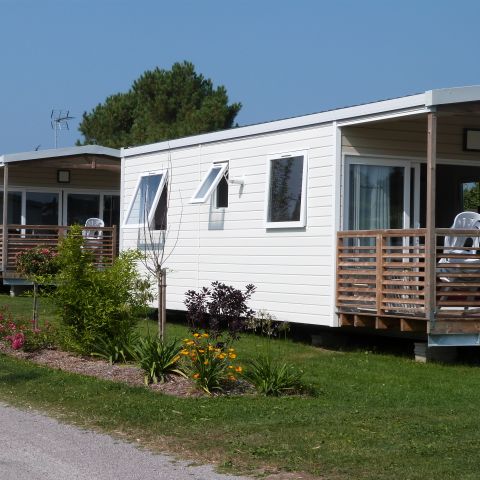 MOBILHEIM 4 Personen - Komfort 2 Zimmer mit Terrasse