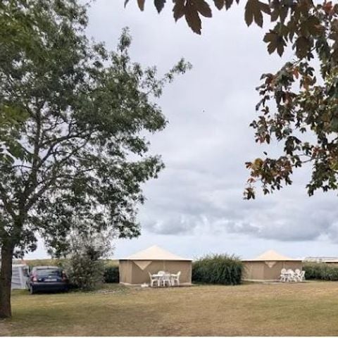 BUNGALOW TOILÉ 4 personnes - 16 m² sans sanitaires