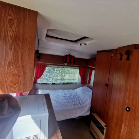 Caravan 2 personen - 6 m² zonder sanitair