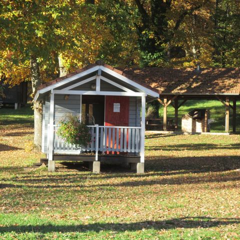 BUNGALOW 2 Personen - CABIN ohne Sanitäranlagen