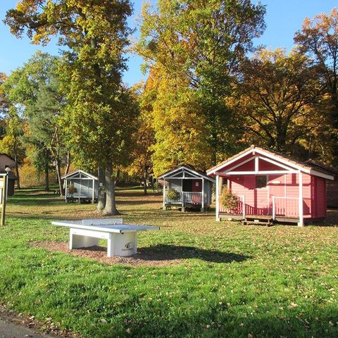 BUNGALOW 2 Personen - CABIN ohne Sanitäranlagen - 2 Personen inbegriffen Möglichkeit 2 Personen extra zu buchen beim Campingplatz