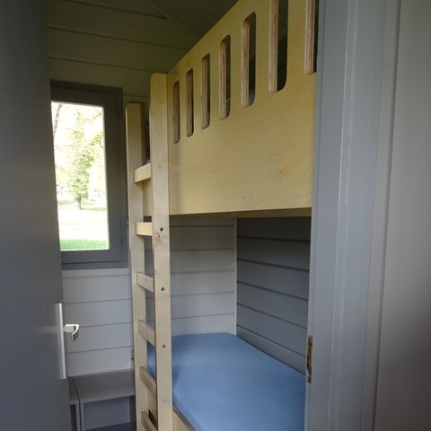 BUNGALOW 2 Personen - CABIN ohne Sanitäranlagen - 2 Personen inbegriffen Möglichkeit 2 Personen extra zu buchen beim Campingplatz