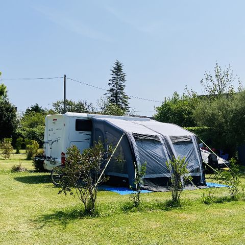 PIAZZOLA - Pacchetto piazzola (veicolo + tenda/roulotte o camper)