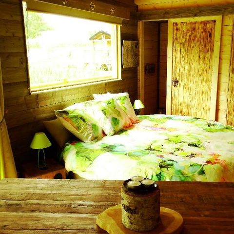 CHALET 2 Personen - GRIZZLI-Hütte (rundes Bett, italienische Dusche)