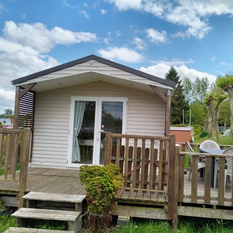 MOBILHOME 4 personnes - Confort TV - 1 chambre + terrasse semi couverte -