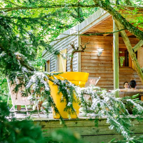 HÉBERGEMENT INSOLITE 4 personnes - Oenolodge avec spa