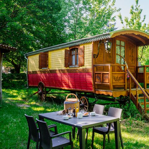 UNUSUAL ACCOMMODATION 4 people - Gypsy caravan