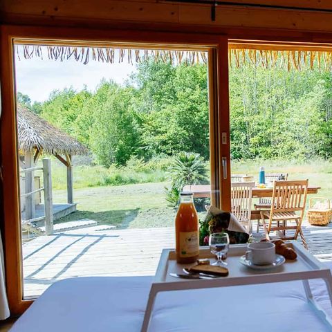 HÉBERGEMENT INSOLITE 4 personnes - Cabane indonésienne avec spa