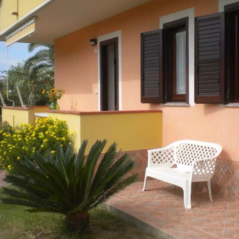 APPARTAMENTO 2 persone - Villa - Appartamenti sul mare con posto spiaggia (2 camere)