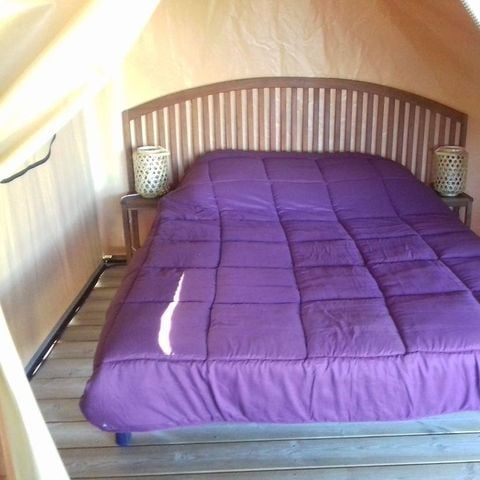 CANVAS AND WOOD TENT 4 people - FREEFLOWER without sanitary facilities