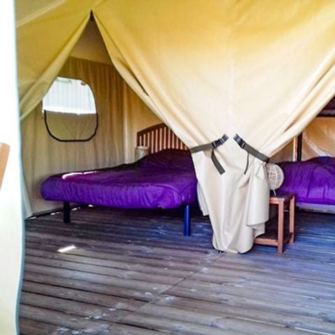 CANVAS AND WOOD TENT 4 people - FREEFLOWER without sanitary facilities