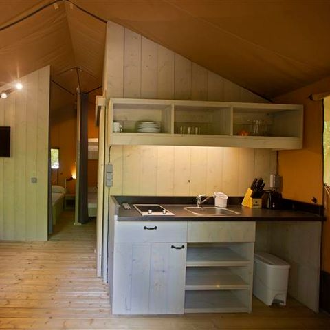 TIENDA DE LONA Y MADERA 5 personas - Glamping Haritza