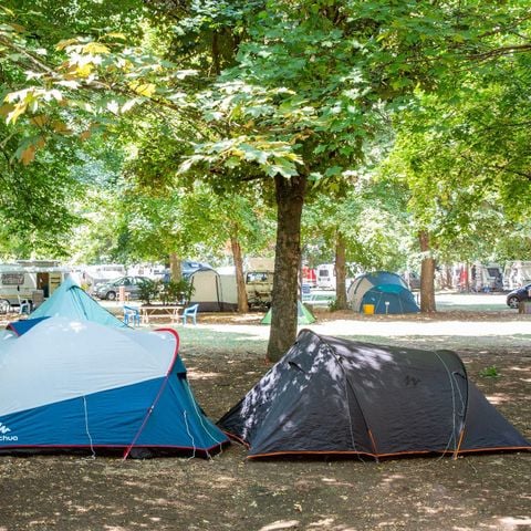 PIAZZOLA - Pacchetto Sosta ciclistica/escursionistica: 1 piazzola + 1 tenda + 1 bicicletta o moto