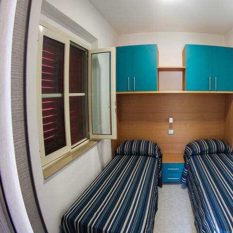 APPARTEMENT 4 personnes - TRILOCALE STANDARD (plage à 300 mètres)