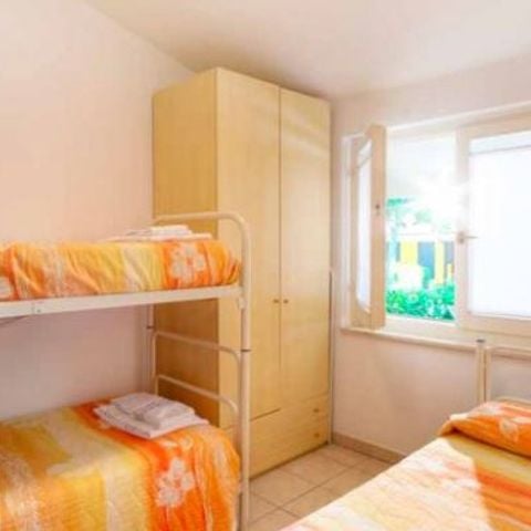 APPARTEMENT 5 personen - Trilocaal in muratura