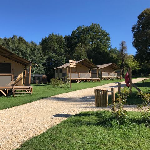 Camping Ushuaïa Villages Le Domaine Du Bois Coquet - Camping Dordogna