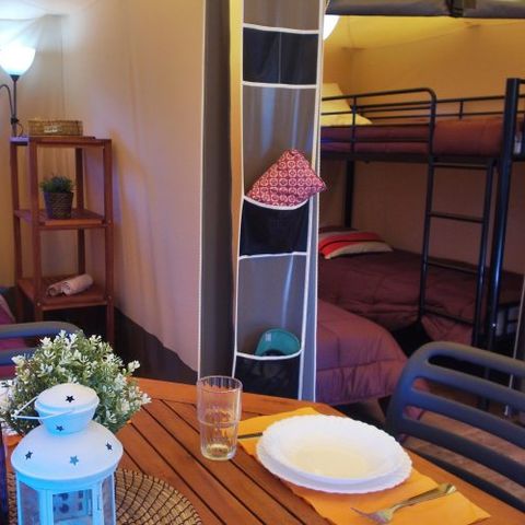 CANVAS BUNGALOW 6 people - Hypitipy 23m²- 2 bedrooms- no sanitary facilities