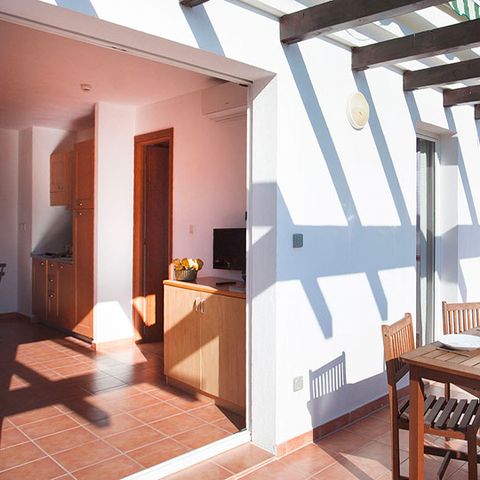 APARTMENT 4 people - 2 rooms 35 m² with garden view