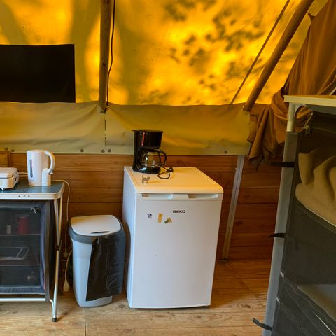 CANVAS AND WOOD TENT 5 people - The Amazon (without sanitary facilities)