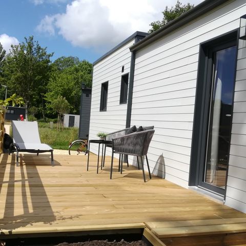 MOBILHOME 6 personnes - ECOLODGE AU CALME (DF20) 3 CH, 2 SDB, 2 TERRASSES, 2 CLIM, WIFI/PISCINE/JACUZZI