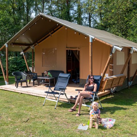 CANVAS AND WOOD TENT 6 people - incl. private sanitary unit