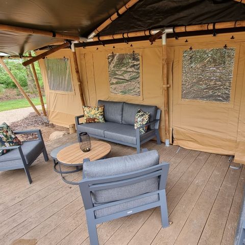 CANVAS AND WOOD TENT 6 people - Luxury incl. sanitary facilities