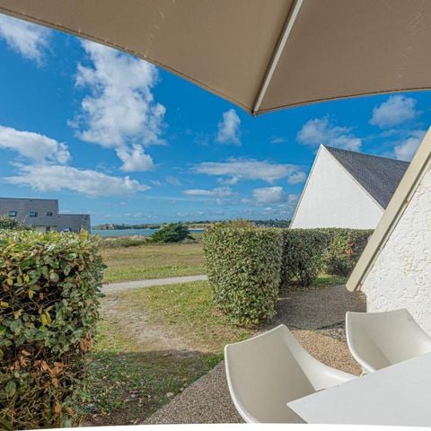 APPARTAMENTO 5 persone - 3 camere per 5 persone con vista mare