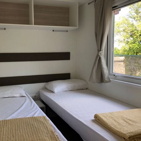 Stacaravan 4 personen - MOBILHOME BELLA MET EIGEN TUIN