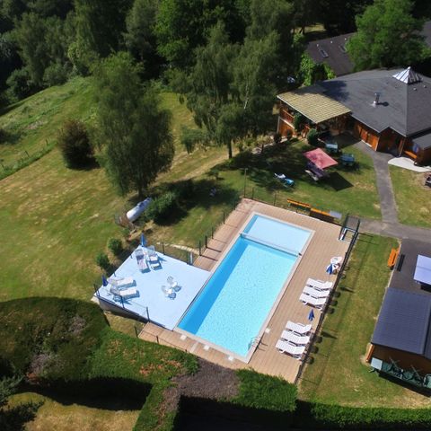 Village Vacances Chaudes Aigues - Camping Cantal - Afbeelding N°3