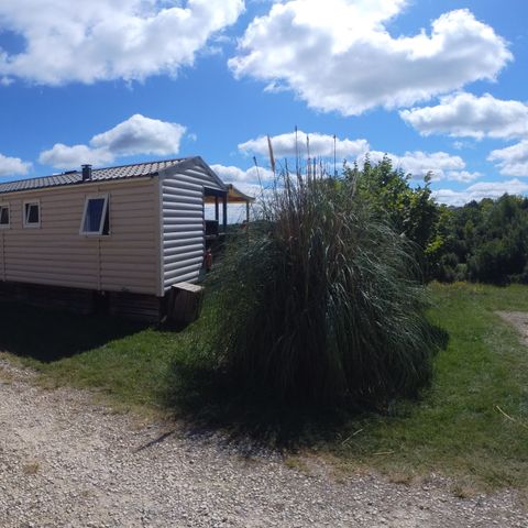 Mobilheim 5 Personen - Confort 23m² (2 Schlafräume - 5Pers) - überdachte Terrasse