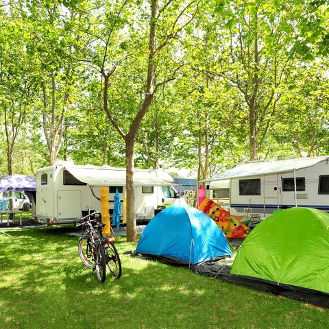 PIAZZOLA - Piazzola Silver: tenda, roulotte o camper, elettricità 3A