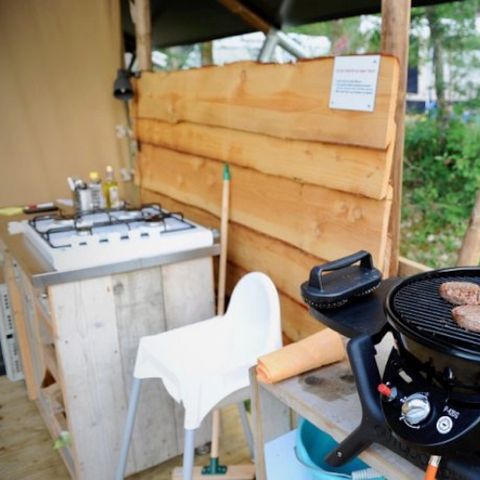 TENTE TOILE ET BOIS 5 personnes - Greenlodge avec sanitaire privé