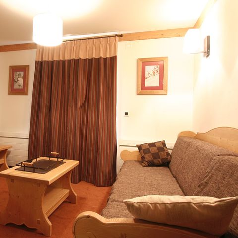 APARTMENT 1 person - 4 room cabin for 8 persons PMR