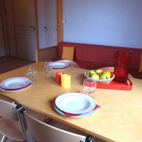 APPARTEMENT 5 personen - 2-kamerappartement met tweepersoonsbed