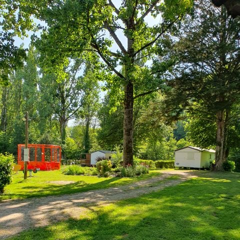 Camping D'auberoche - Camping Dordoña