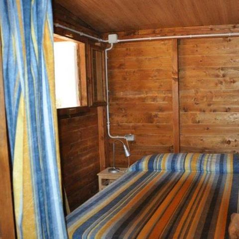 Bungalow 4 Personen - aus Holz 2+2 Komfort