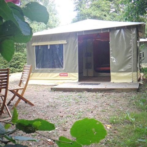 BUNGALOW TOILÉ 4 personnes - CARAÏBES 20m² 2 chambres (Samedi au samedi)