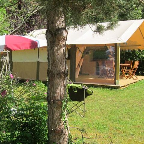 TENTE TOILE ET BOIS 5 personnes - Lodge VICTORIA 30m² - Finition Luxe (Samedi au samedi)