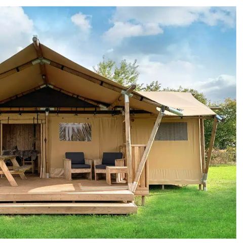 CANVAS AND WOOD TENT 6 people - Luxury Safari Lodge